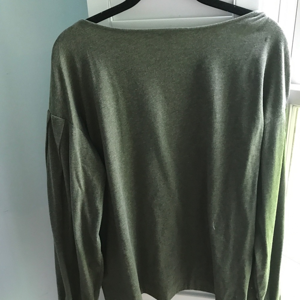 Long sleeve blouse ! Brand new! Never worn!